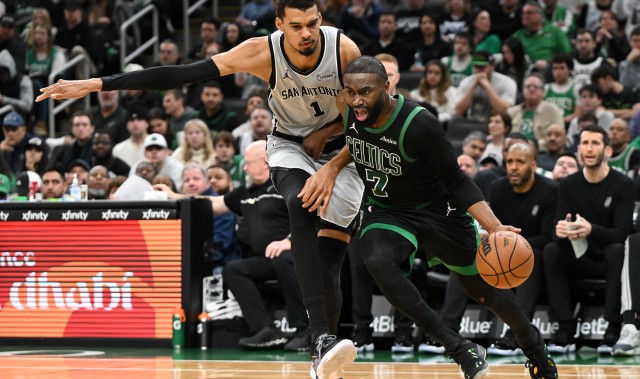 B体育官方网站-麦迪：即使你把文班过了他仍能追上来 攻他就让他保持在你身前